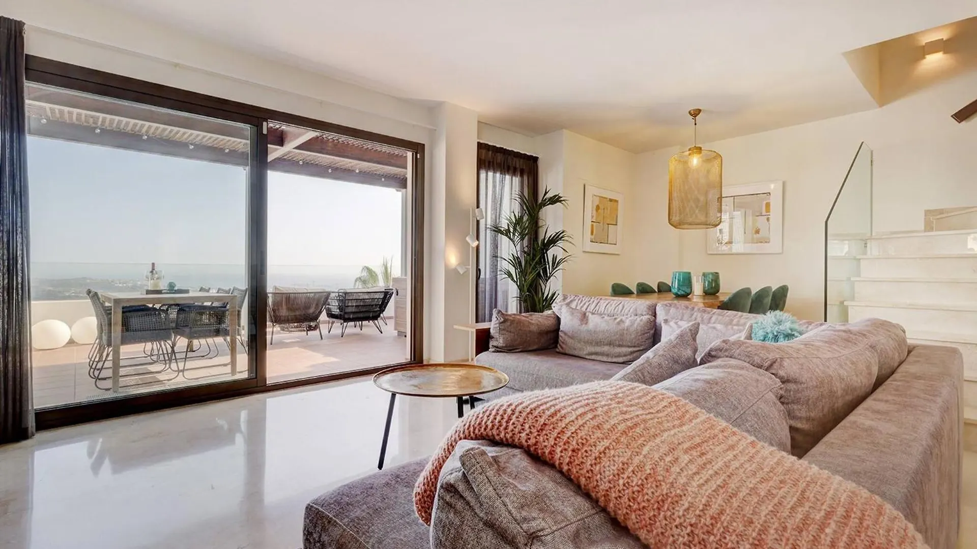 102 La Cala Hills Club 2 Bed Duplex Penthouse Sea Views And Hot Tub For Hire 35Eur Per Night 0*, La Cala De Mijas