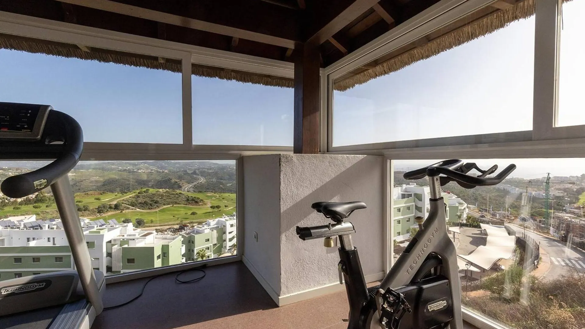 102 La Cala Hills Club 2 Bed Duplex Penthouse Sea Views And Hot Tub For Hire 35Eur Per Night Appartement La Cala De Mijas